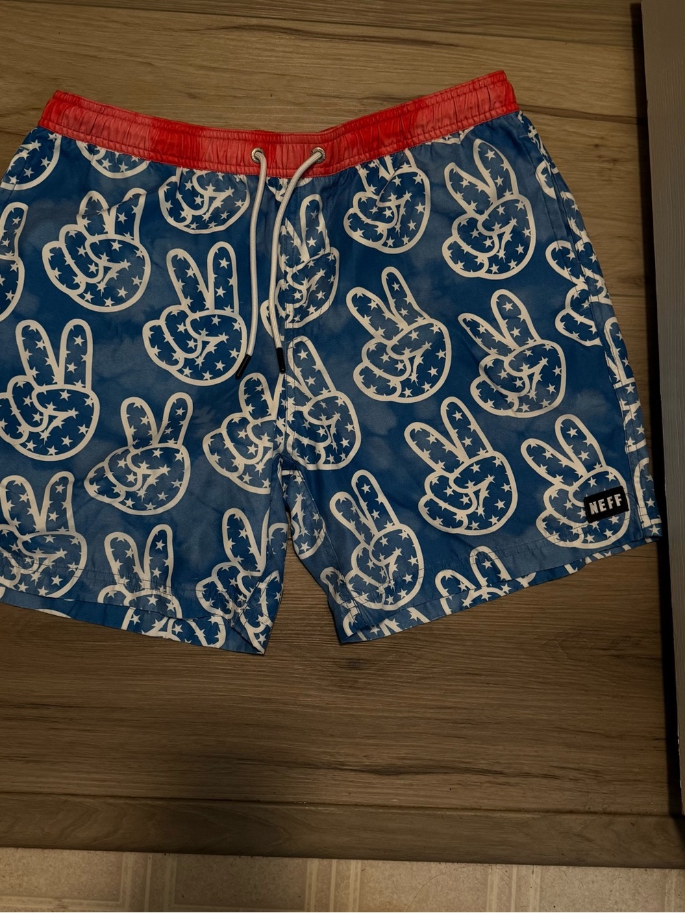 Neff Men’s Blue Peace-Sign Swim Shorts with Red Waistband